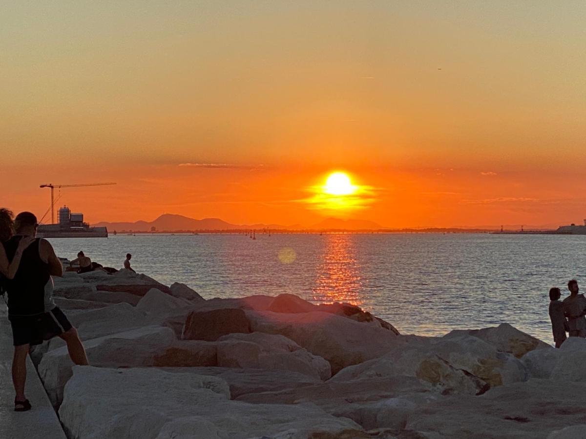 Ca Francesco Appartamento Contemporaneo Chioggia Bagian luar foto